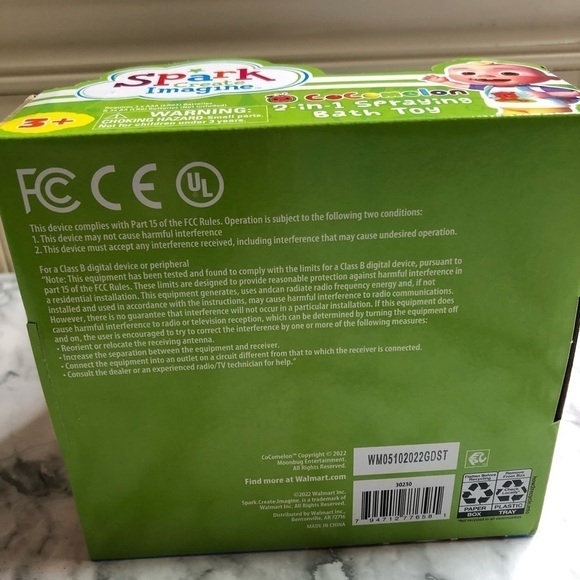 Spark Cocomelon 2 in 1 Spraying Bath Toy NEW - Picture 3 of 3